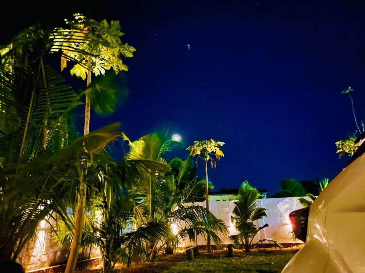 Ratnam Hotel ג'פנה מראה חיצוני תמונה