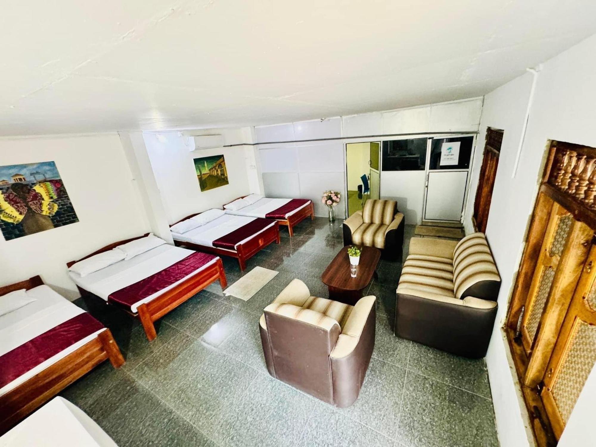 Ratnam Hotel ג'פנה מראה חיצוני תמונה